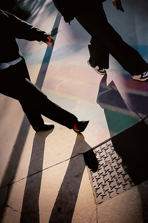 Aux abords de la gare