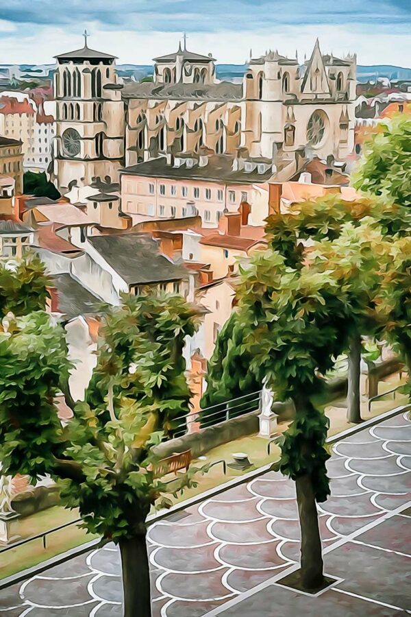 Cathédrale Saint-Jean depuis la colline