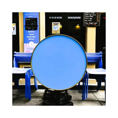 Le cercle bleu, rue Mercière