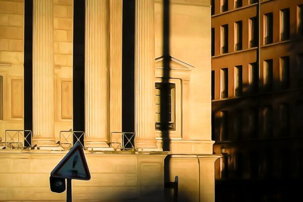 Ombre sur le palais de Justice