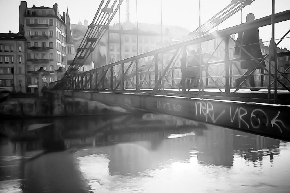 Passerelle quai Saint-Vincent, Vieux Lyon. Leporelo photographies, entre photo et peinture