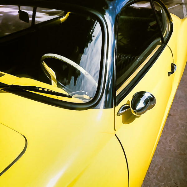 Voiture jaune